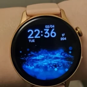 True AMOLED Smart Watch Ladies Screen Always Show Time photo review