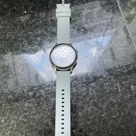 True AMOLED Smart Watch Ladies Screen Always Show Time photo review