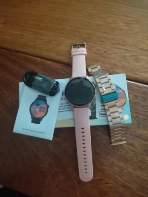 True AMOLED Smart Watch Ladies Screen Always Show Time photo review