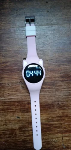 Kids Fitness Digital Activity Tracker Watch photo review