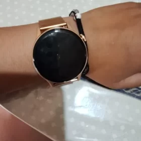 True AMOLED Smart Watch Ladies Screen Always Show Time photo review