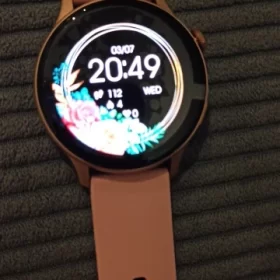 True AMOLED Smart Watch Ladies Screen Always Show Time photo review