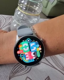 True AMOLED Smart Watch Ladies Screen Always Show Time photo review