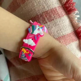 Boys and Girls Cute Colorful Lovely Kids Wristwatch photo review