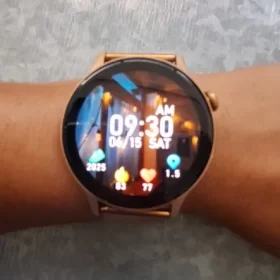 True AMOLED Smart Watch Ladies Screen Always Show Time photo review