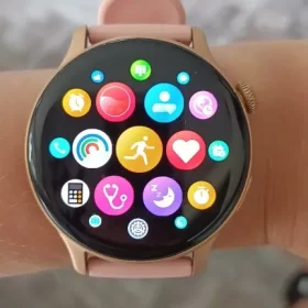 True AMOLED Smart Watch Ladies Screen Always Show Time photo review