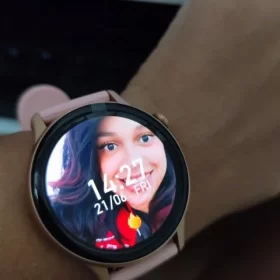 True AMOLED Smart Watch Ladies Screen Always Show Time photo review