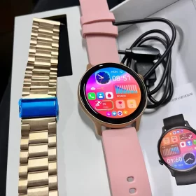 True AMOLED Smart Watch Ladies Screen Always Show Time photo review