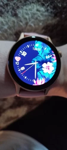 True AMOLED Smart Watch Ladies Screen Always Show Time photo review